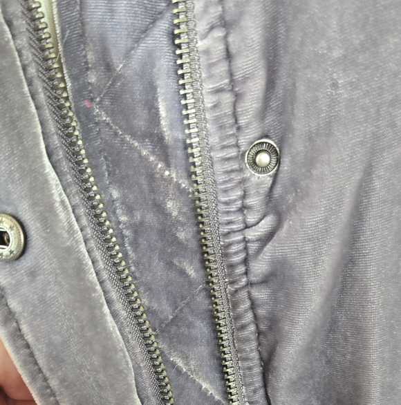 Torrid Women's Long Sleeve Full Zip Snap Grey Velvet Anorak Jacket Size 2X - Picture 9 of 11